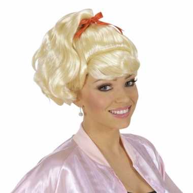 Goedkope grease sandy feestpruik dames