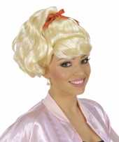 Goedkope grease sandy feestpruik dames